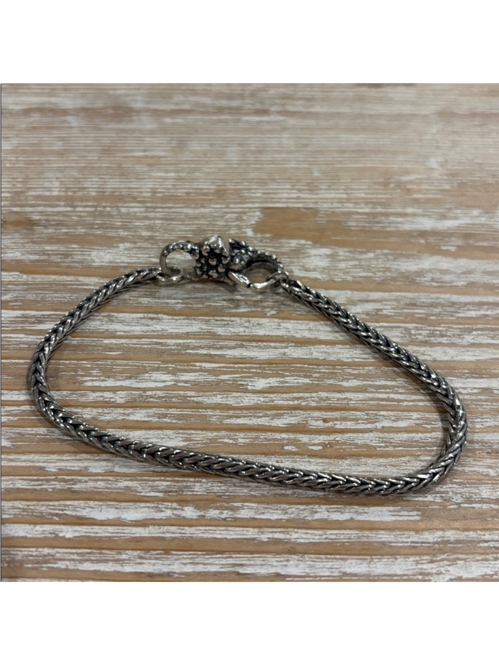 TROLLBEADS sterling silver bracelet with catching hearts lace lock clasp